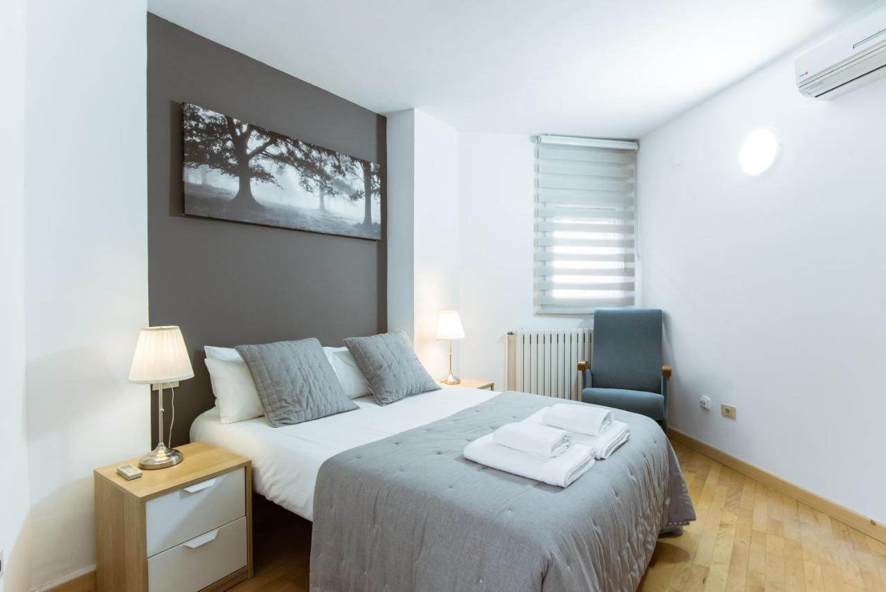Two Bedroom Townhouse Within 10Min Walk From Beach Barcelona Exterior foto